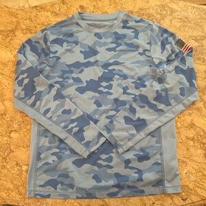 Vineyard Vines Blue Camo dri-fit shirt L